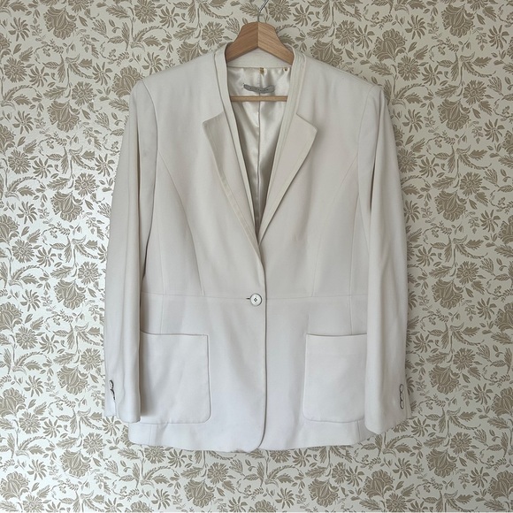 Elie Tahari Cream Blazer – Size 16, Classic & Chic - Picture 1 of 7